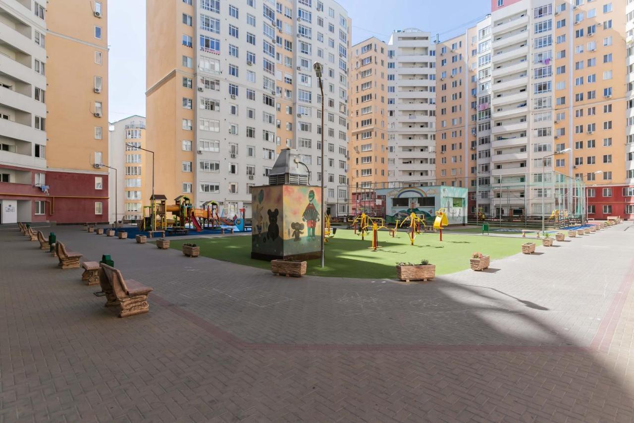 Comfortable Apartment With A Panoramic View Кишинёв Экстерьер фото